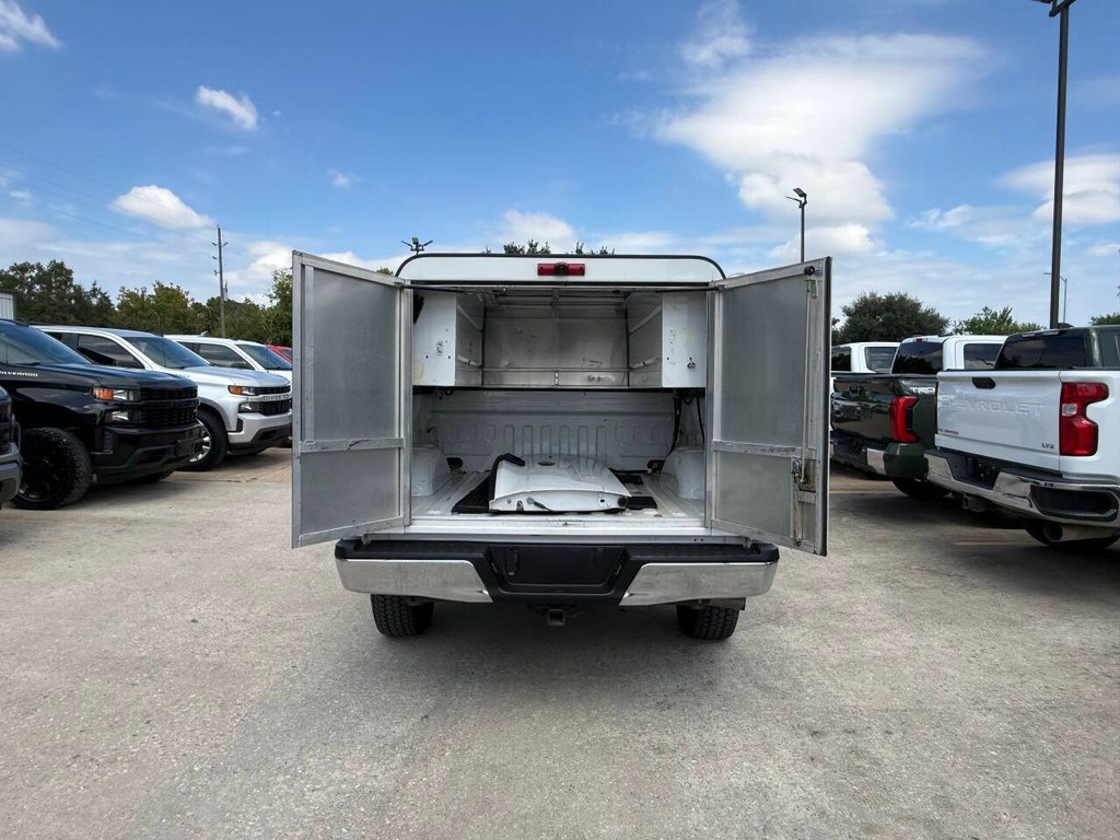 Ford F-150 Vehicle Full-screen Gallery Image 41