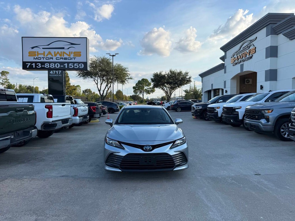Toyota Camry Vehicle Full-screen Gallery Image 38