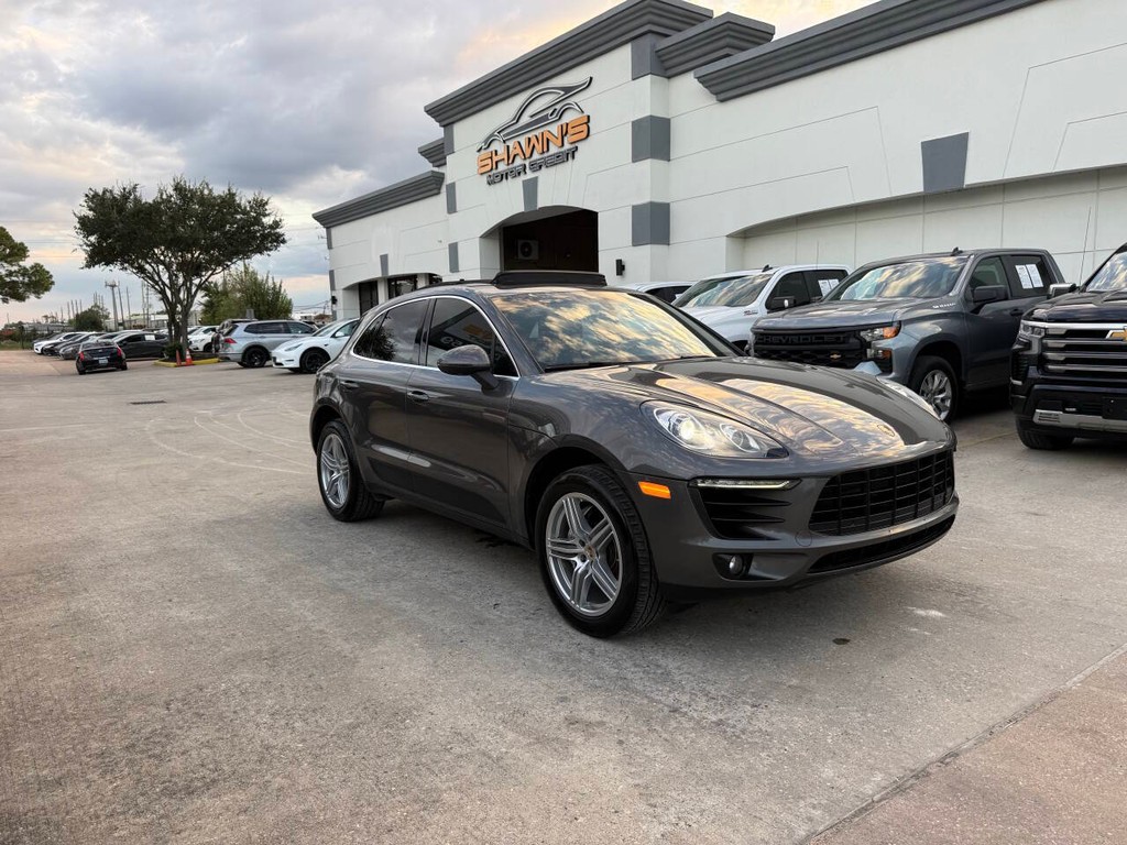 Porsche Macan Vehicle Full-screen Gallery Image 47