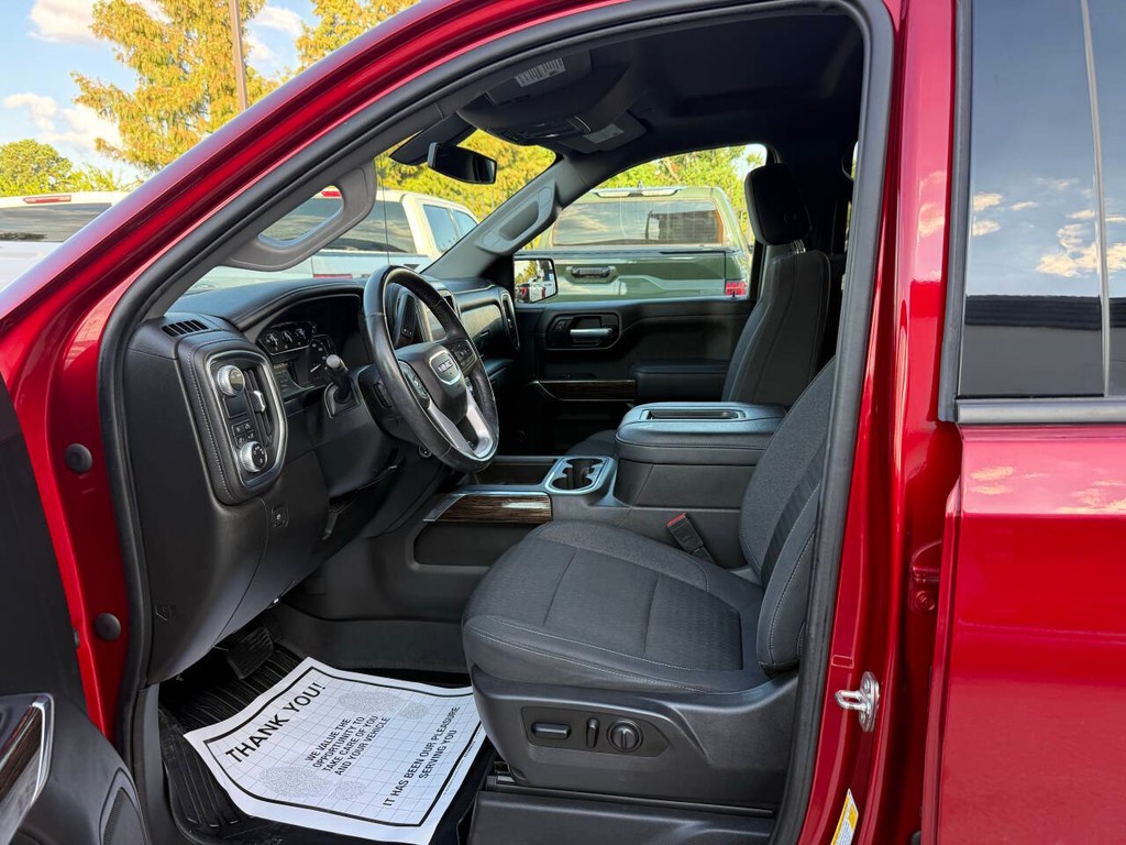 GMC Sierra 1500 Vehicle Full-screen Gallery Image 06