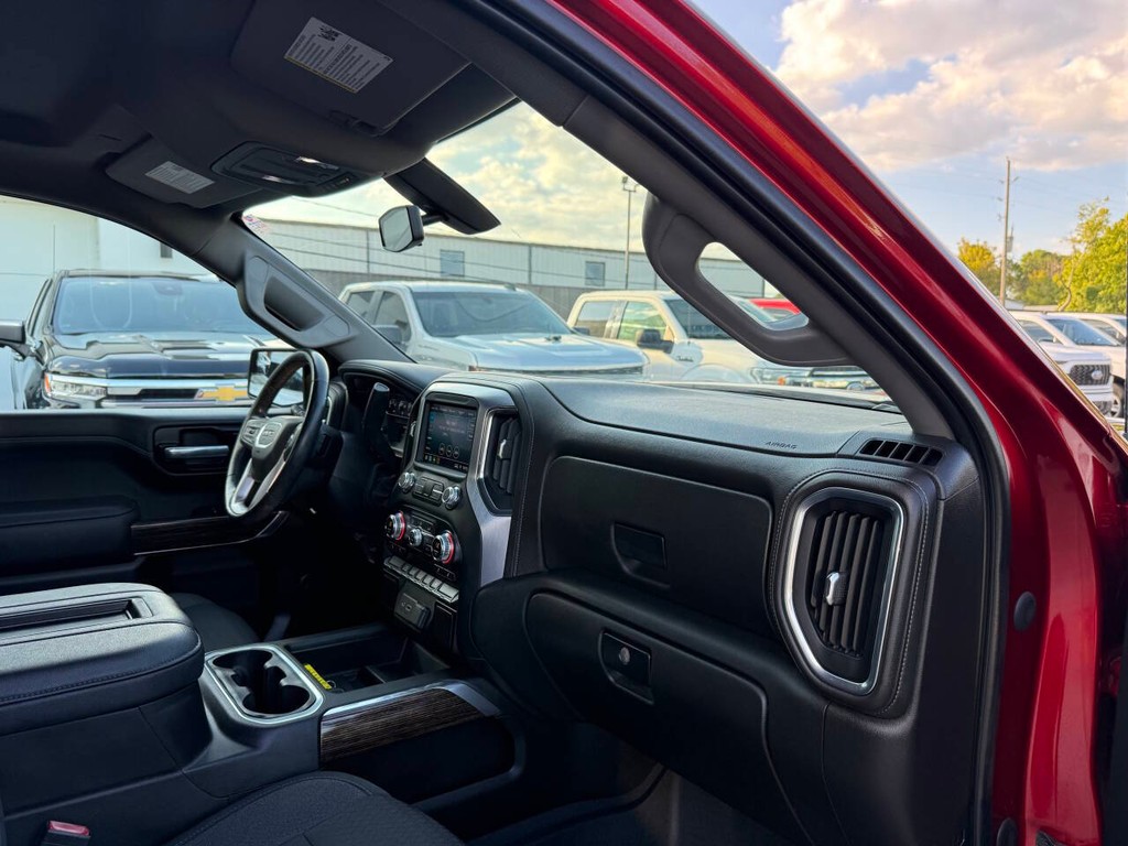 GMC Sierra 1500 Vehicle Full-screen Gallery Image 08