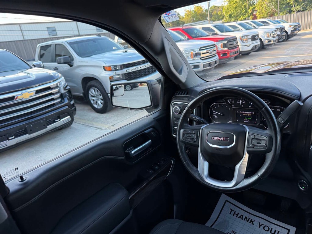 GMC Sierra 1500 Vehicle Full-screen Gallery Image 18