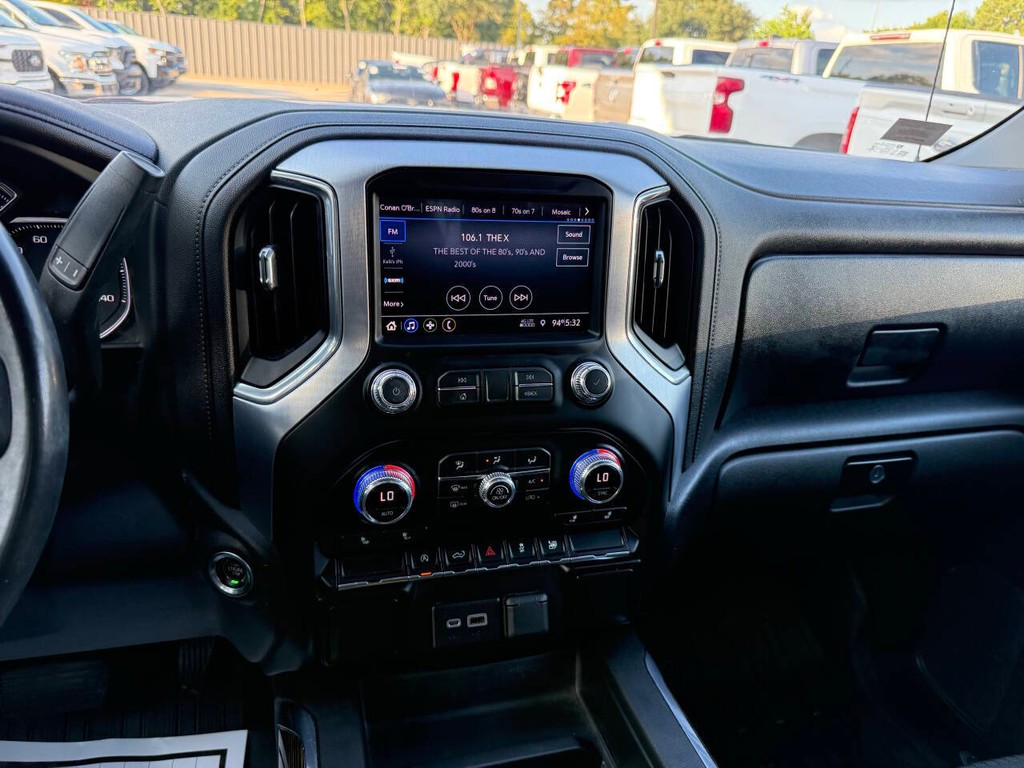 GMC Sierra 1500 Vehicle Full-screen Gallery Image 23