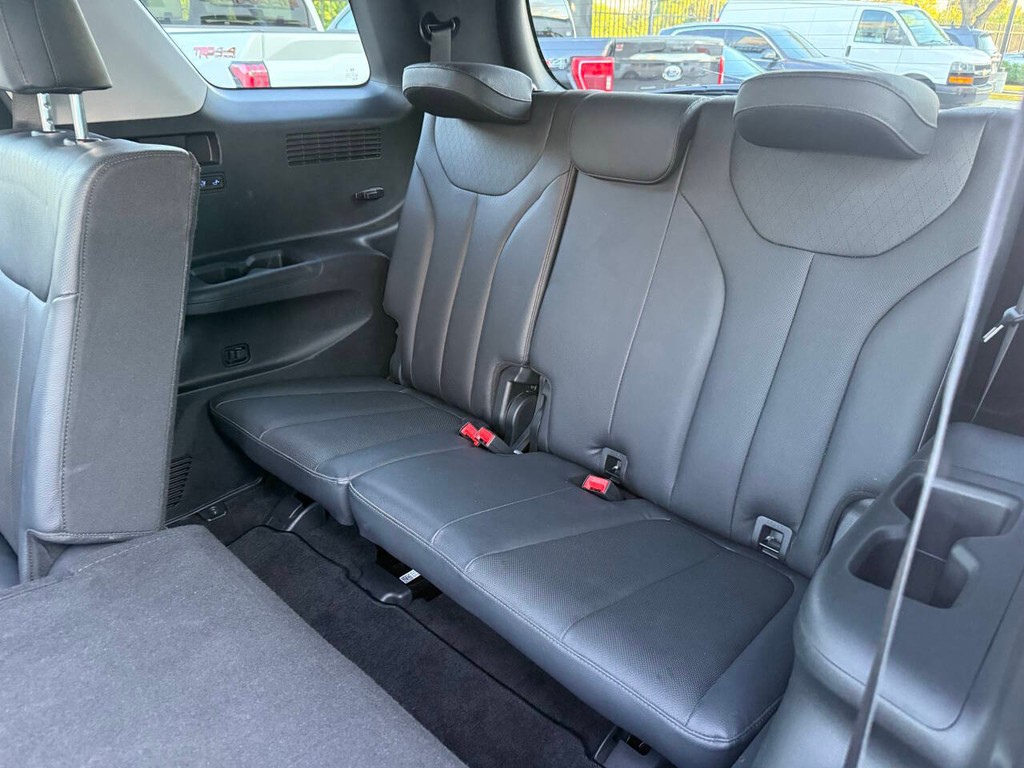 Hyundai Palisade Vehicle Full-screen Gallery Image 08