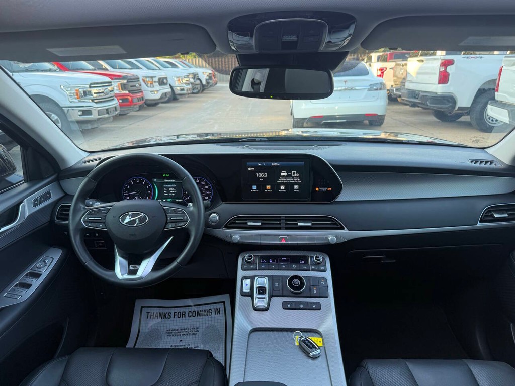 Hyundai Palisade Vehicle Full-screen Gallery Image 16