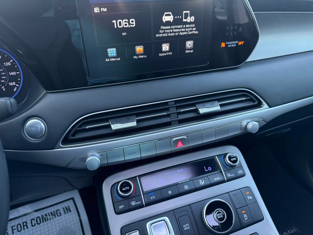Hyundai Palisade Vehicle Full-screen Gallery Image 26