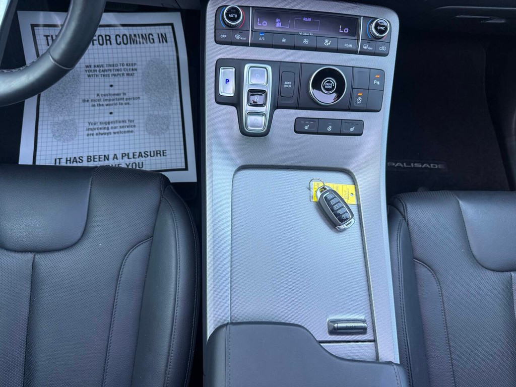 Hyundai Palisade Vehicle Full-screen Gallery Image 28