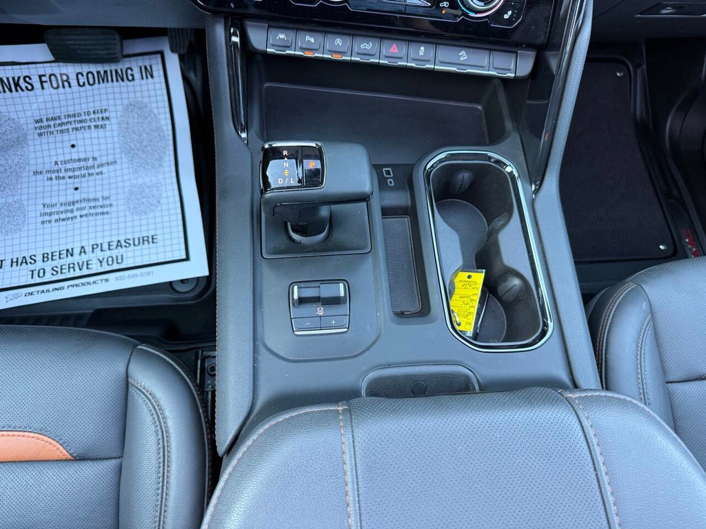 GMC Sierra 1500 Vehicle Full-screen Gallery Image 30