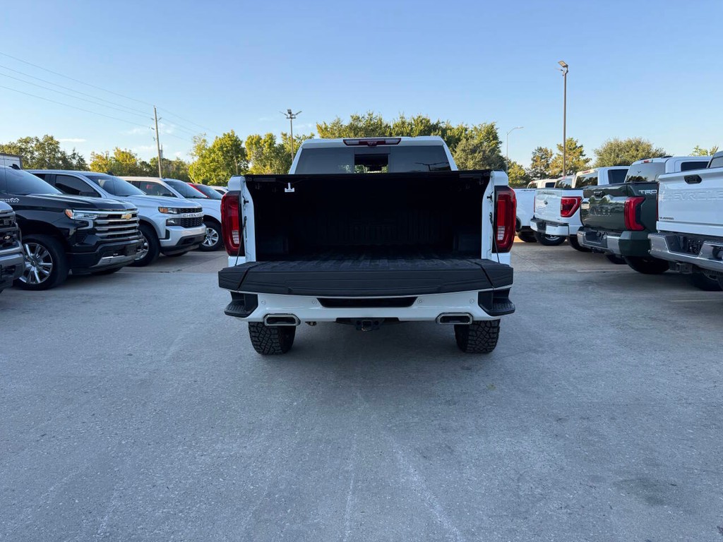 GMC Sierra 1500 Vehicle Full-screen Gallery Image 40