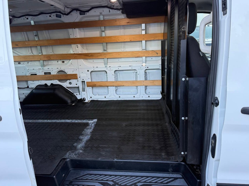 Ford Transit Cargo Van Vehicle Full-screen Gallery Image 28