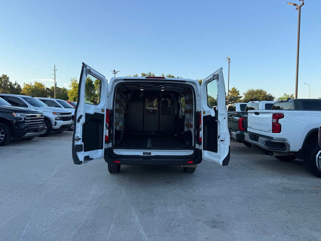 Ford Transit Cargo Van Vehicle Full-screen Gallery Image 29