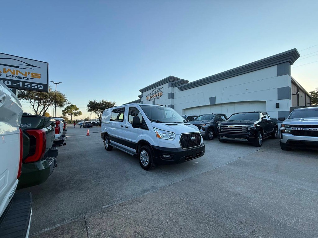Ford Transit Cargo Van Vehicle Full-screen Gallery Image 35