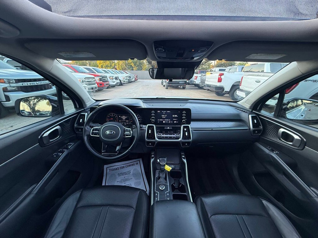 Kia Sorento Vehicle Full-screen Gallery Image 20