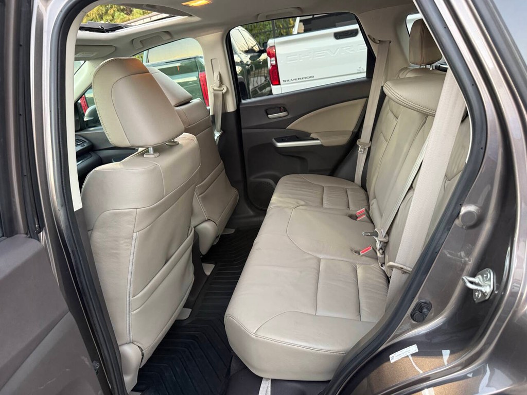 Honda CR-V Vehicle Full-screen Gallery Image 16