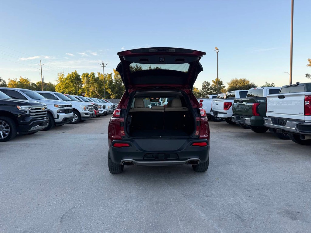 Jeep Cherokee Vehicle Full-screen Gallery Image 35