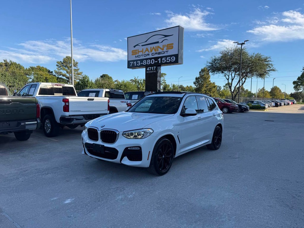 BMW X3 Vehicle Full-screen Gallery Image 03
