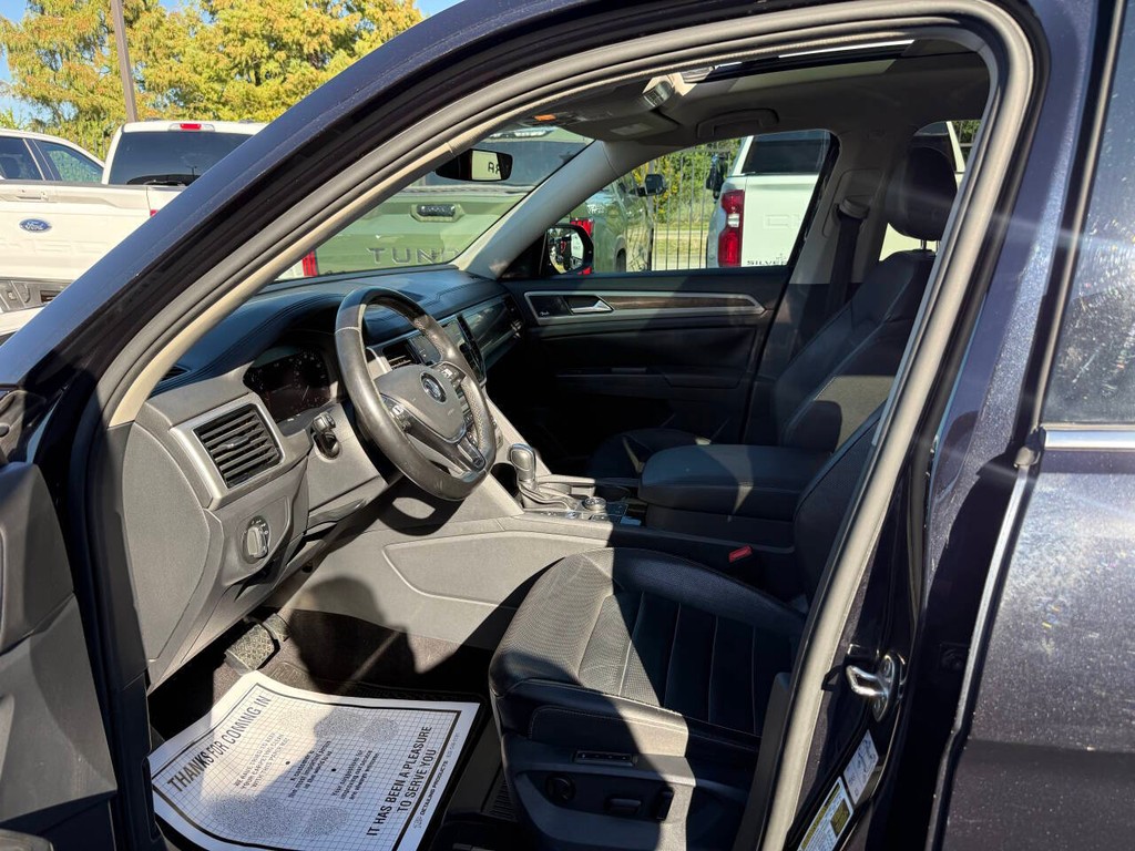 Volkswagen Atlas Vehicle Full-screen Gallery Image 07