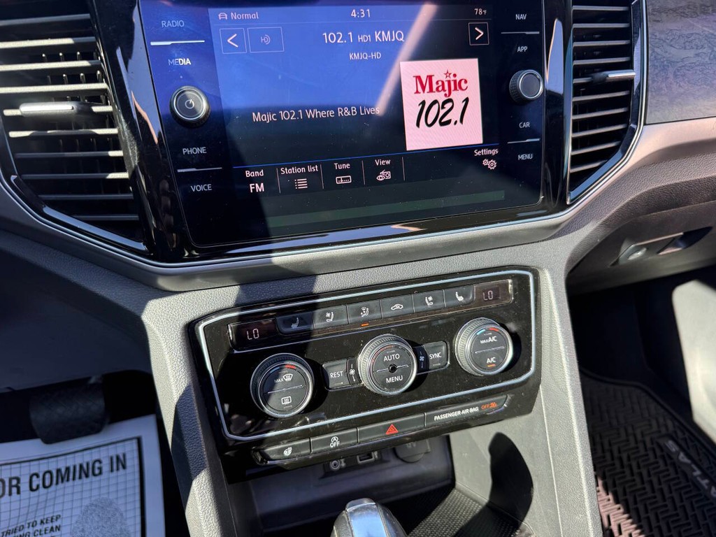 Volkswagen Atlas Vehicle Full-screen Gallery Image 29