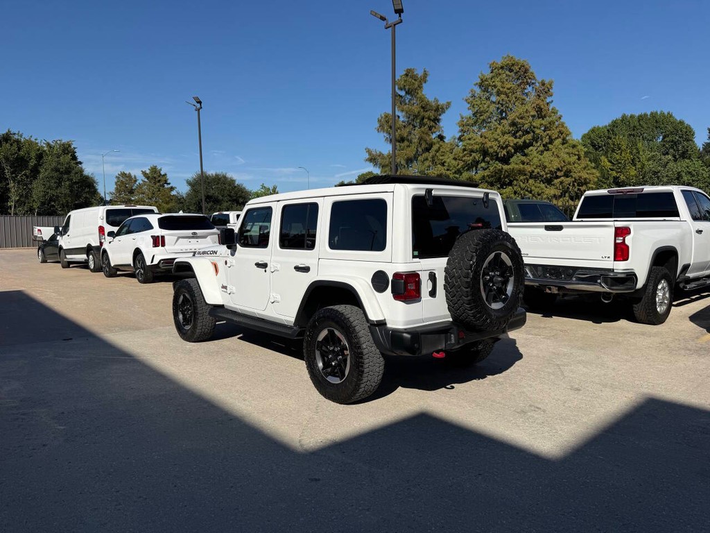 Jeep Wrangler Unlimited Vehicle Full-screen Gallery Image 04