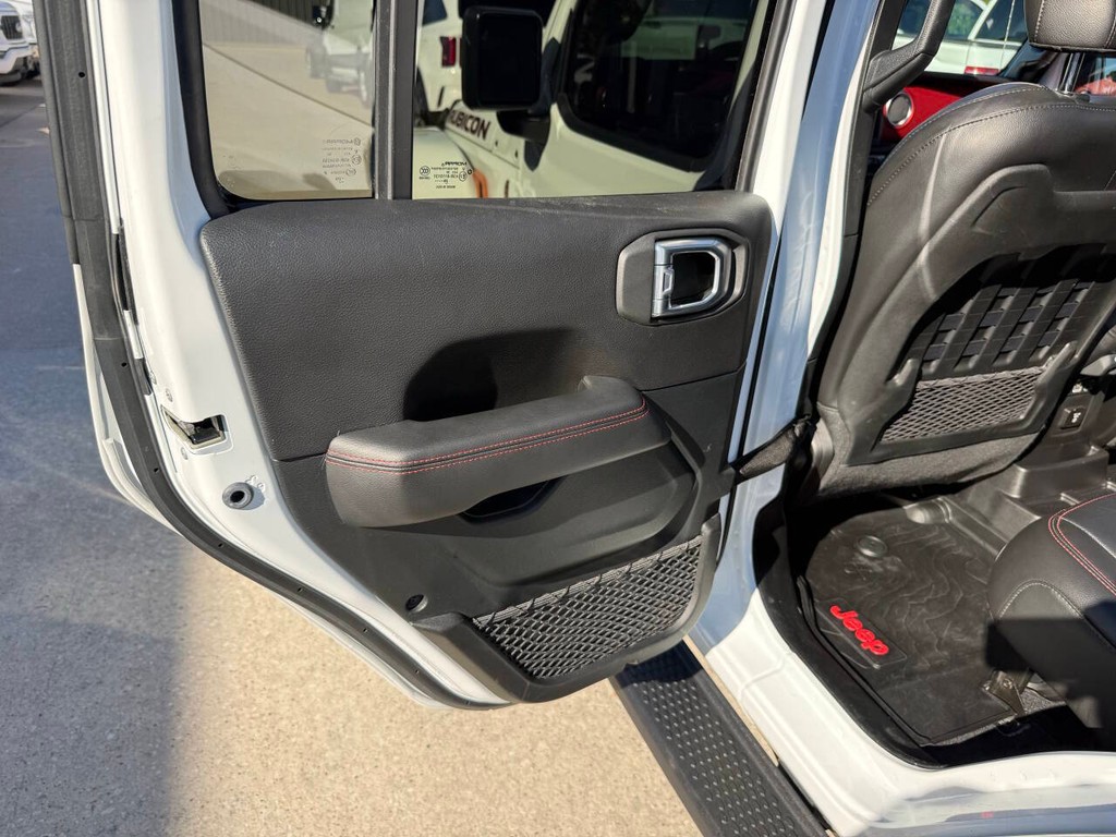 Jeep Wrangler Unlimited Vehicle Full-screen Gallery Image 14