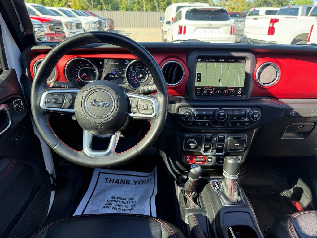 Jeep Wrangler Unlimited Vehicle Full-screen Gallery Image 21