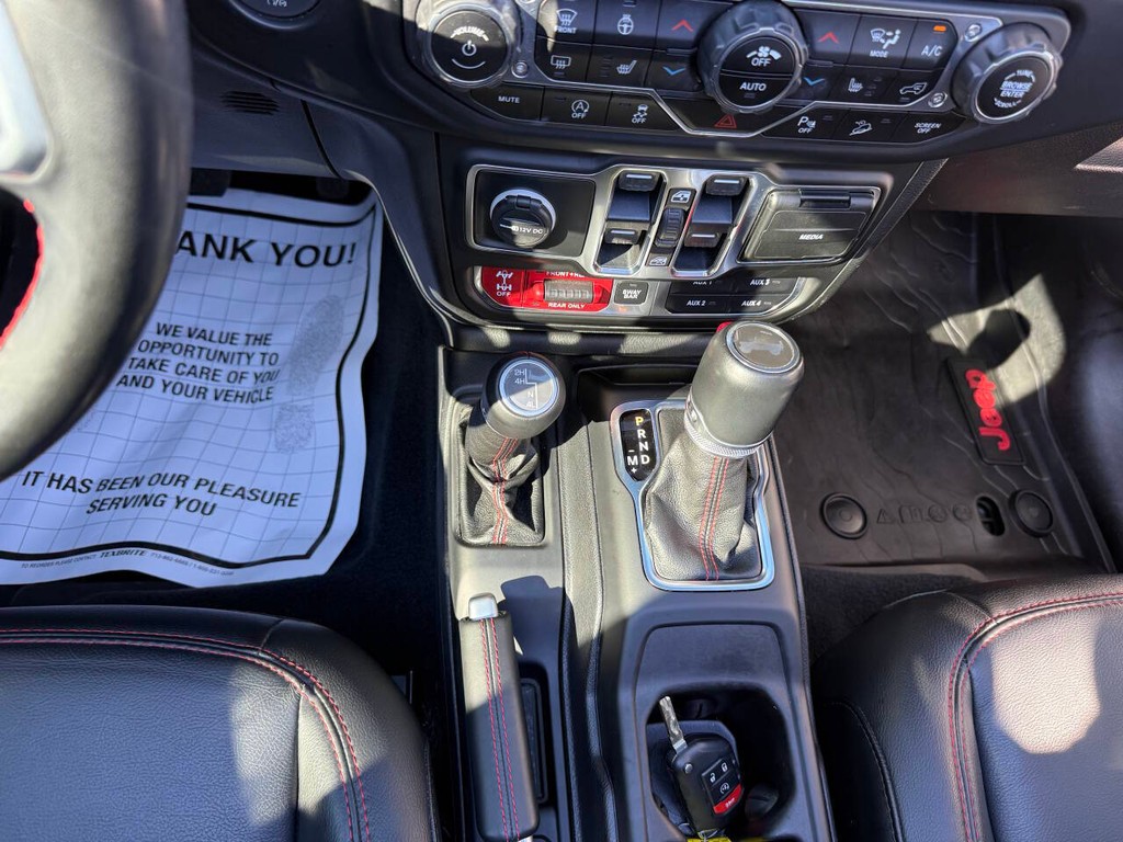 Jeep Wrangler Unlimited Vehicle Full-screen Gallery Image 29