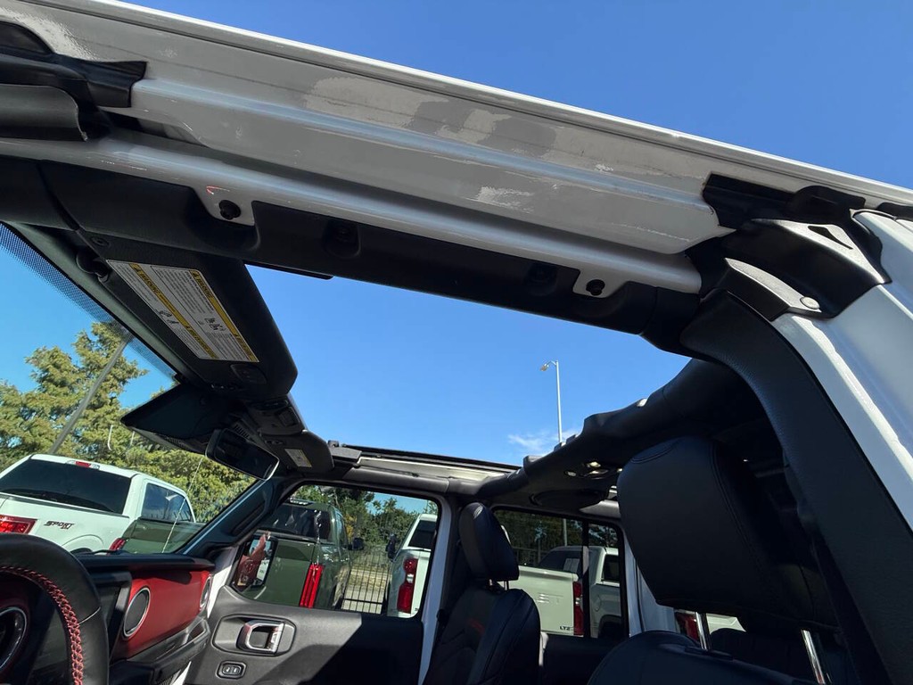 Jeep Wrangler Unlimited Vehicle Full-screen Gallery Image 31