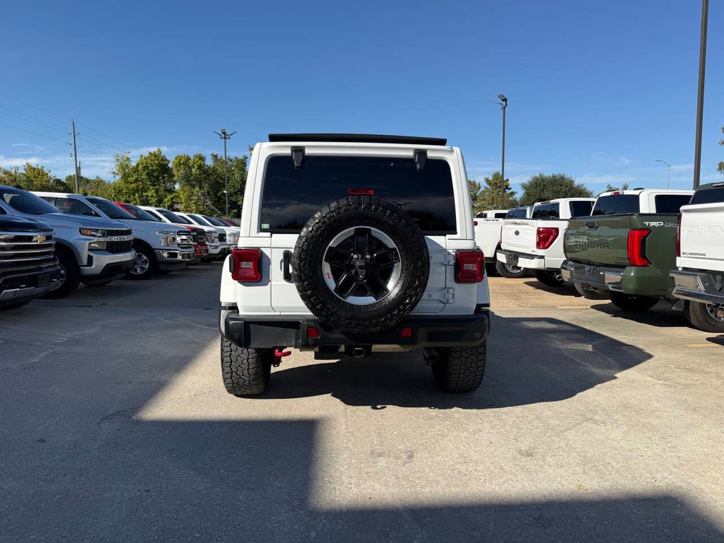 Jeep Wrangler Unlimited Vehicle Full-screen Gallery Image 40