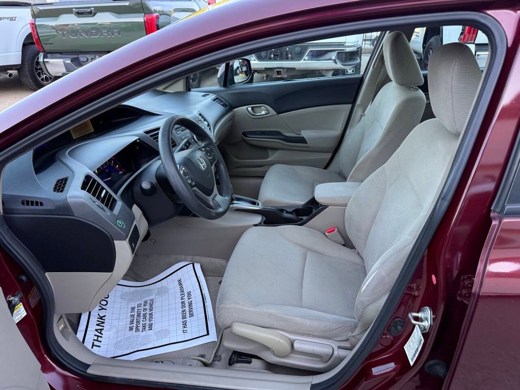 Honda Civic Vehicle Full-screen Gallery Image 07