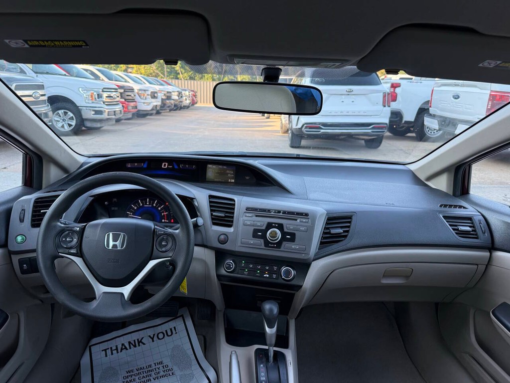 Honda Civic Vehicle Full-screen Gallery Image 17