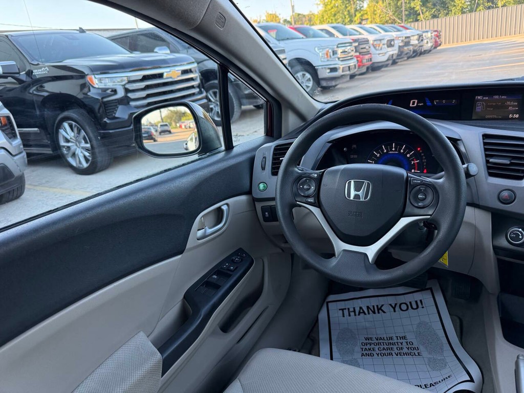 Honda Civic Vehicle Full-screen Gallery Image 19