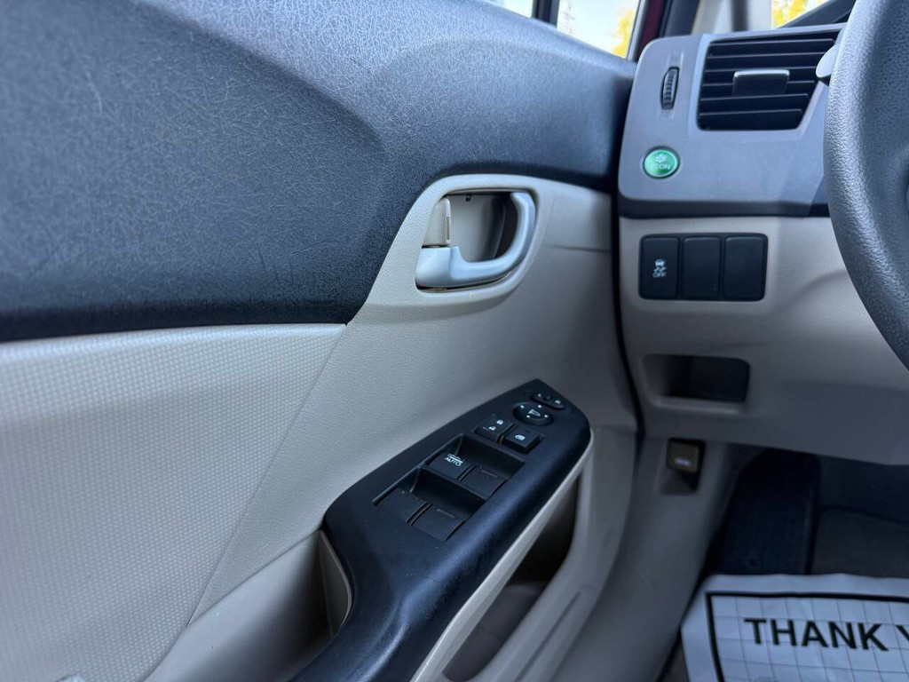 Honda Civic Vehicle Full-screen Gallery Image 28