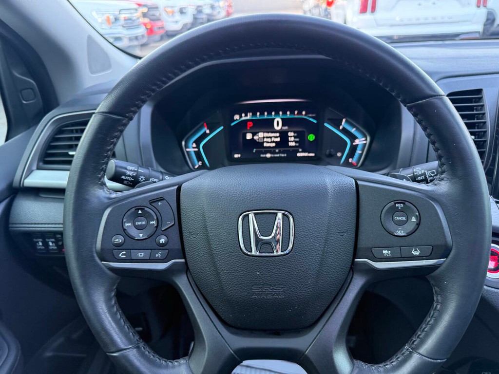 Honda Odyssey Vehicle Full-screen Gallery Image 20