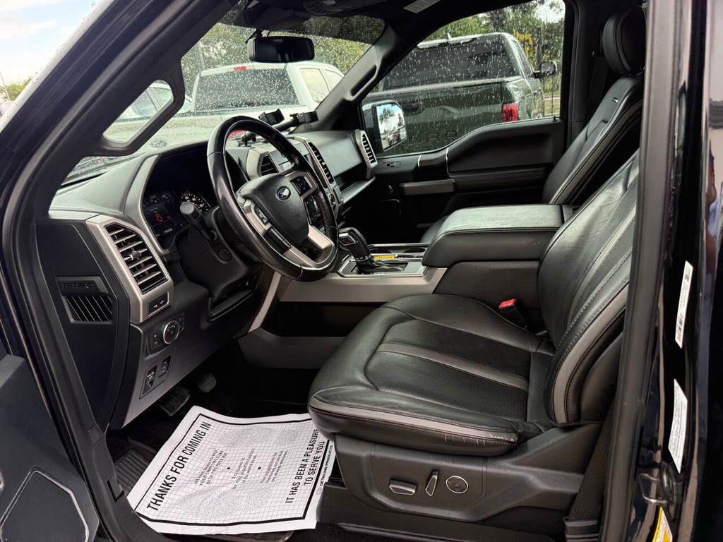 Ford F-150 Vehicle Full-screen Gallery Image 07