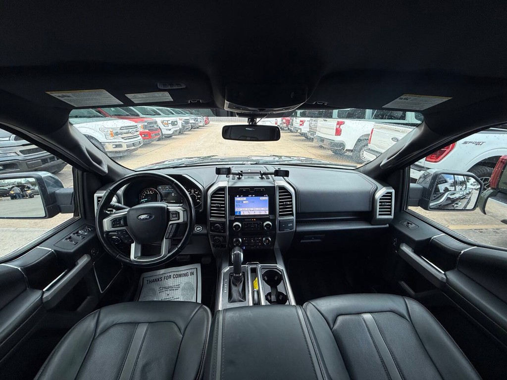 Ford F-150 Vehicle Full-screen Gallery Image 18