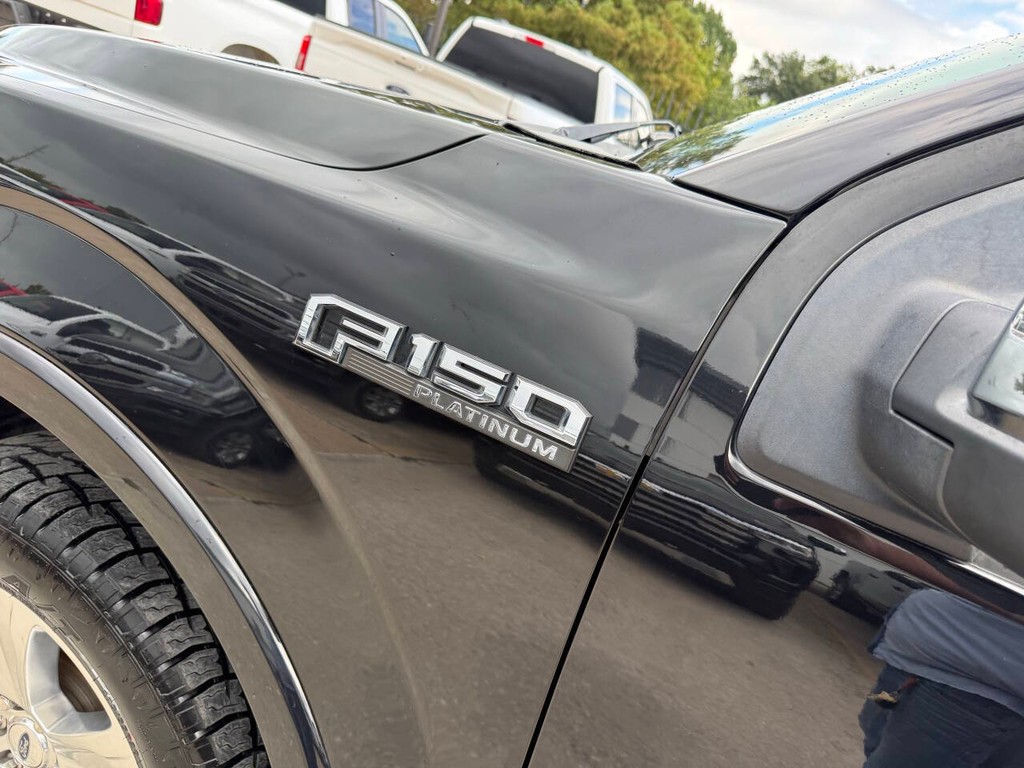 Ford F-150 Vehicle Full-screen Gallery Image 35