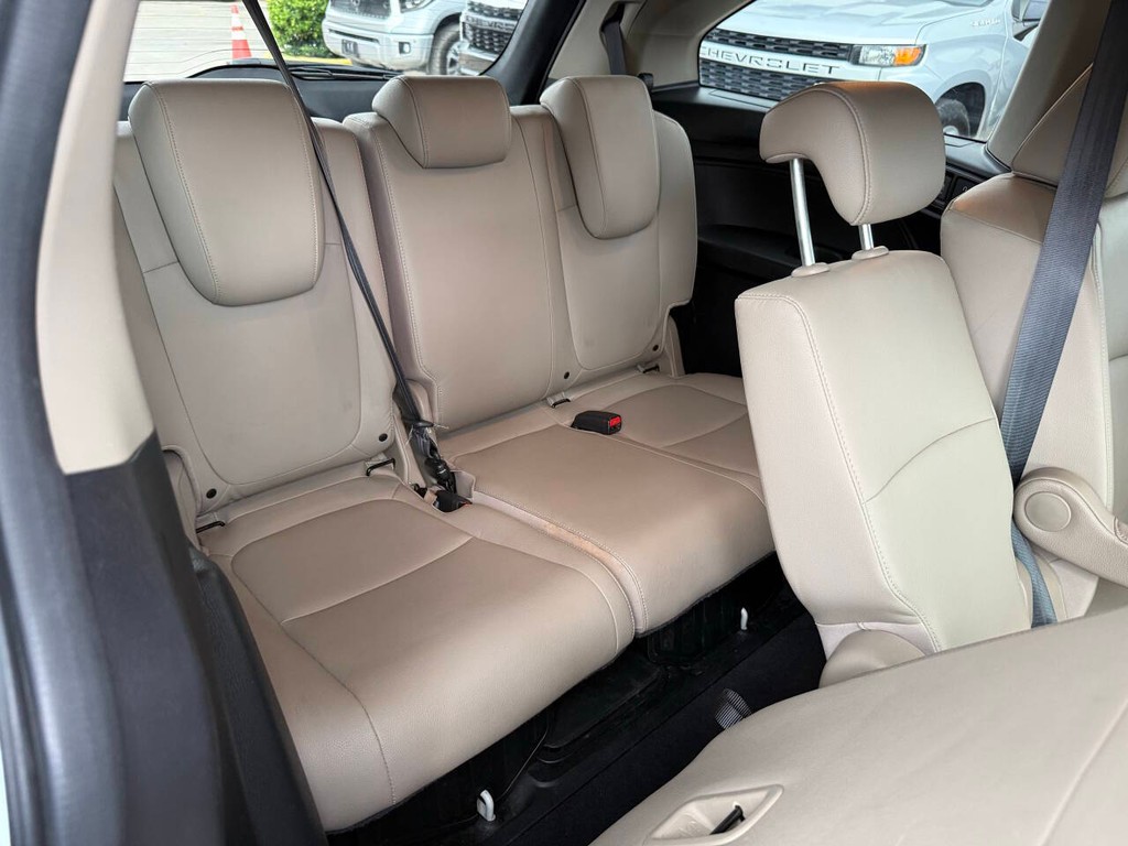 Honda Odyssey Vehicle Full-screen Gallery Image 15