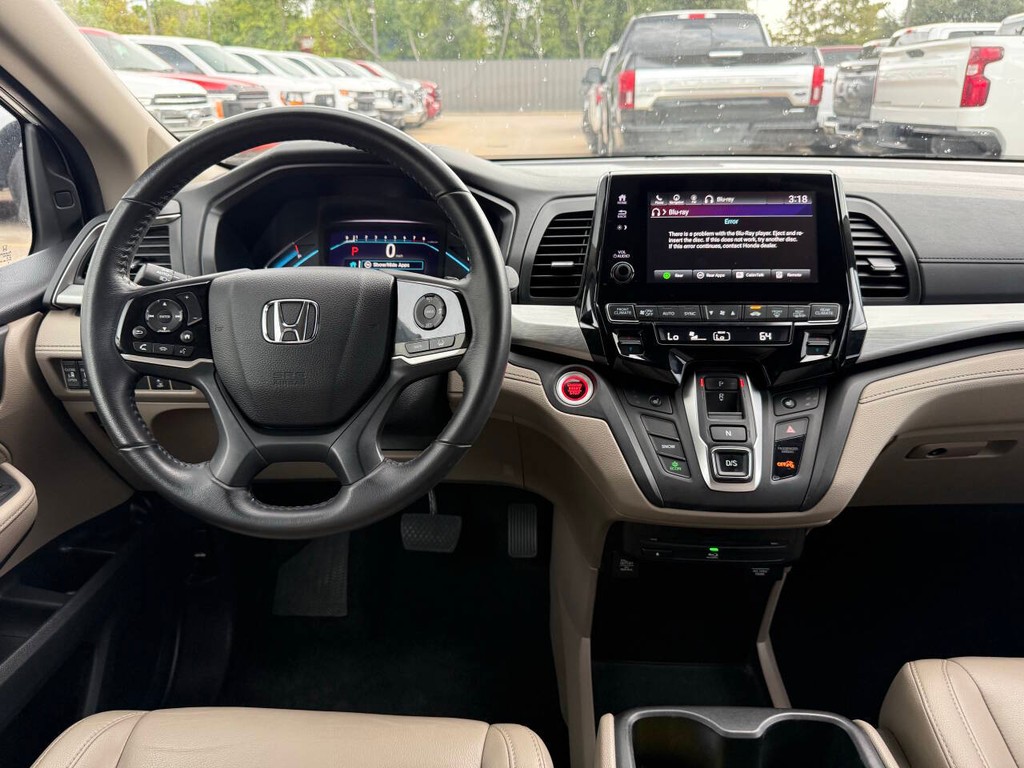 Honda Odyssey Vehicle Full-screen Gallery Image 21
