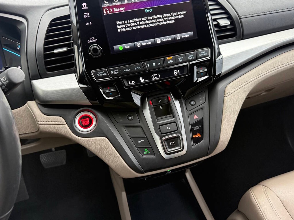 Honda Odyssey Vehicle Full-screen Gallery Image 32