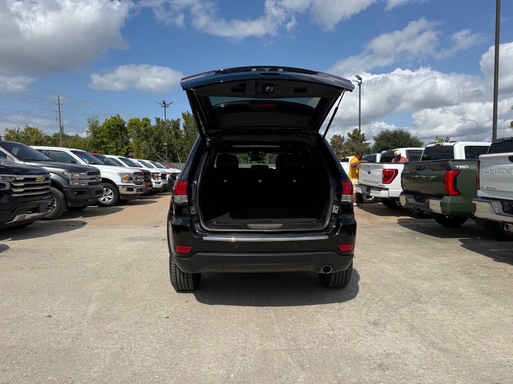 Jeep Grand Cherokee Vehicle Full-screen Gallery Image 38