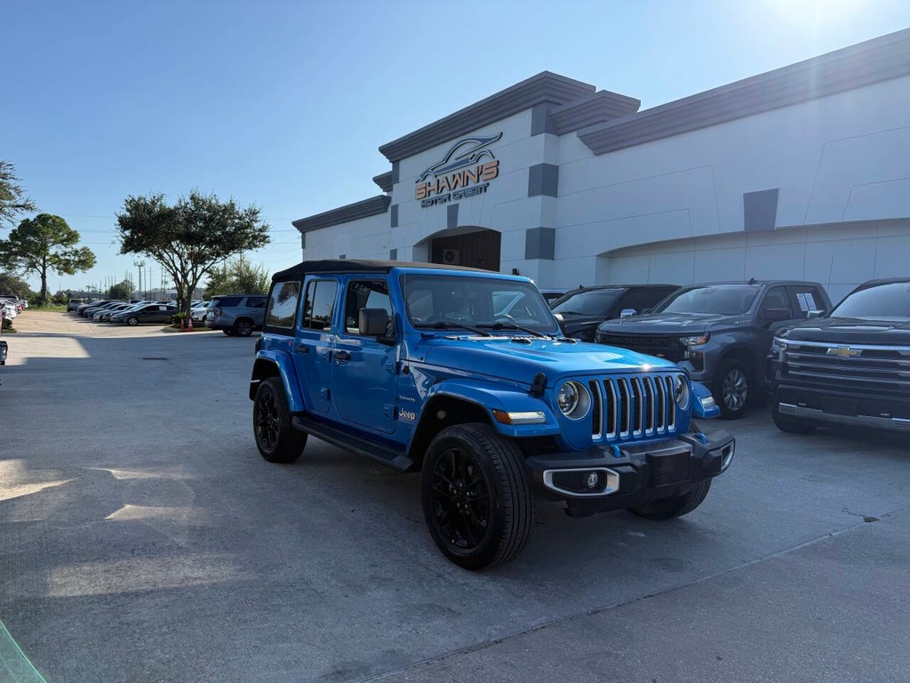 Jeep Wrangler 4xe Vehicle Full-screen Gallery Image 02