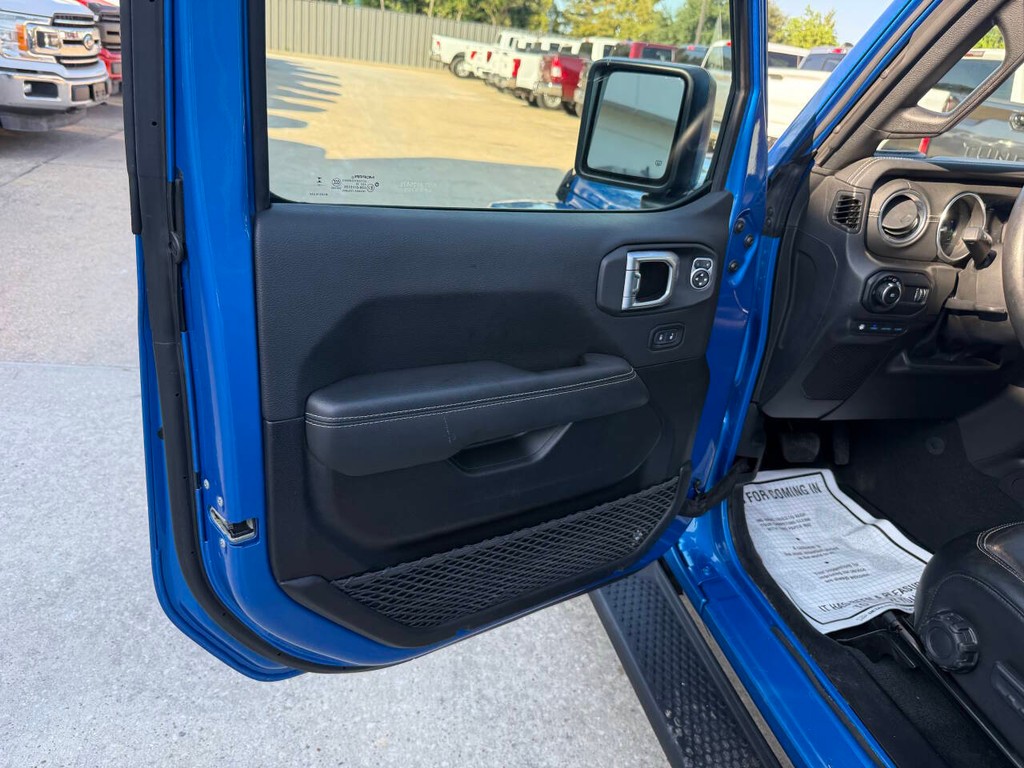 Jeep Wrangler 4xe Vehicle Full-screen Gallery Image 08