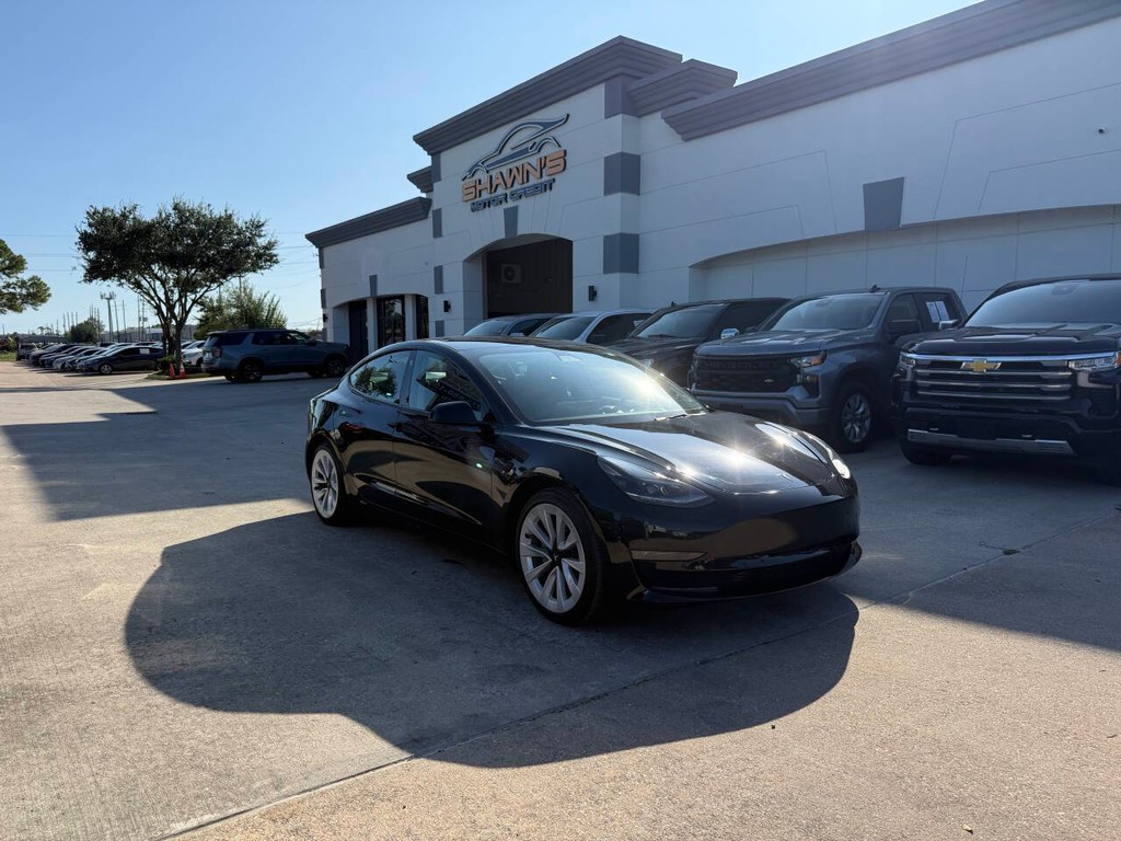 Tesla Model 3 Vehicle Full-screen Gallery Image 43
