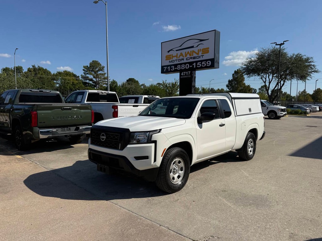 Nissan Frontier Vehicle Full-screen Gallery Image 38