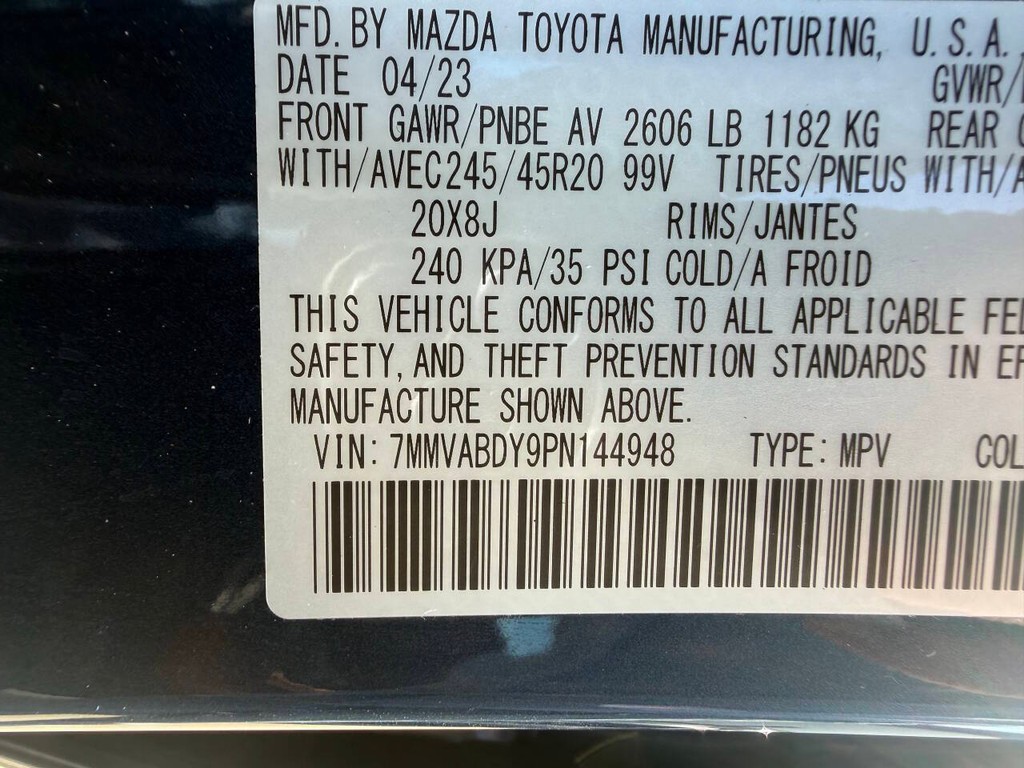 Mazda CX-50 Vehicle Full-screen Gallery Image 35