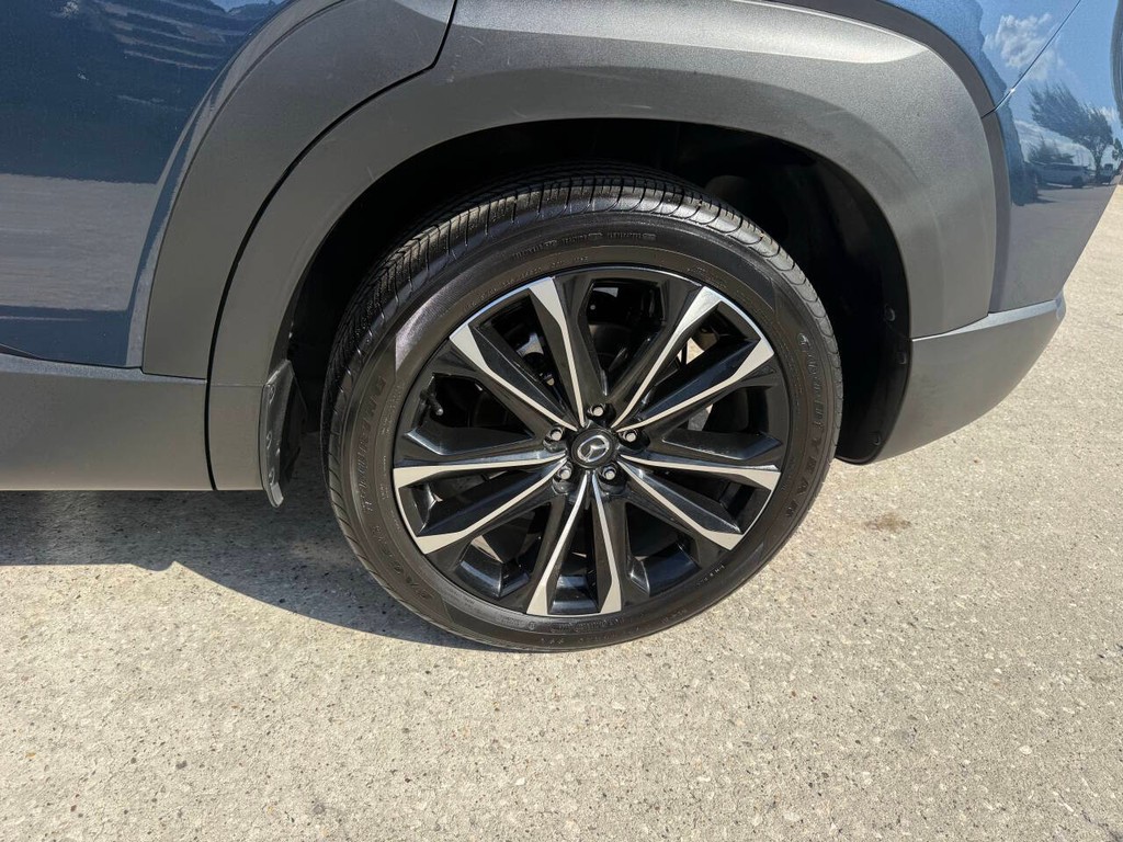 Mazda CX-50 Vehicle Full-screen Gallery Image 37