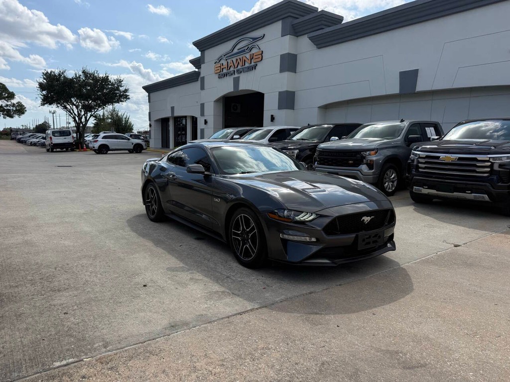 Ford Mustang Vehicle Full-screen Gallery Image 35
