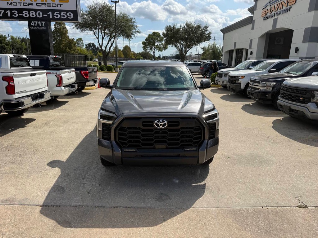 Toyota Tundra 4WD Vehicle Full-screen Gallery Image 38