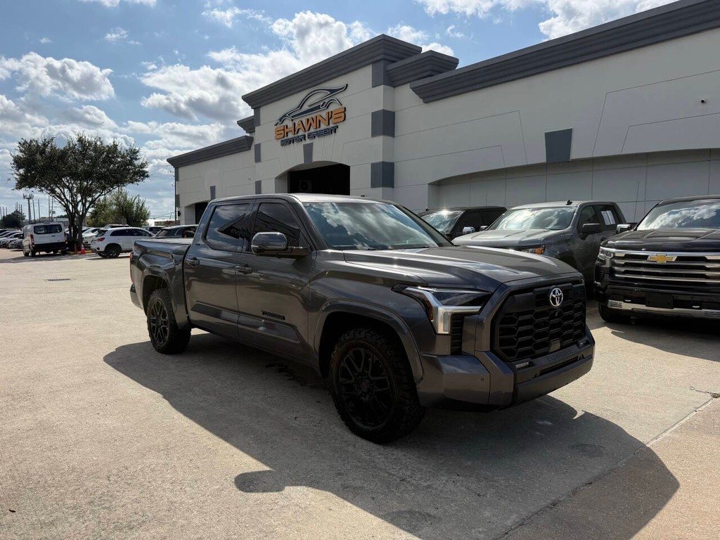 Toyota Tundra 4WD Vehicle Full-screen Gallery Image 39