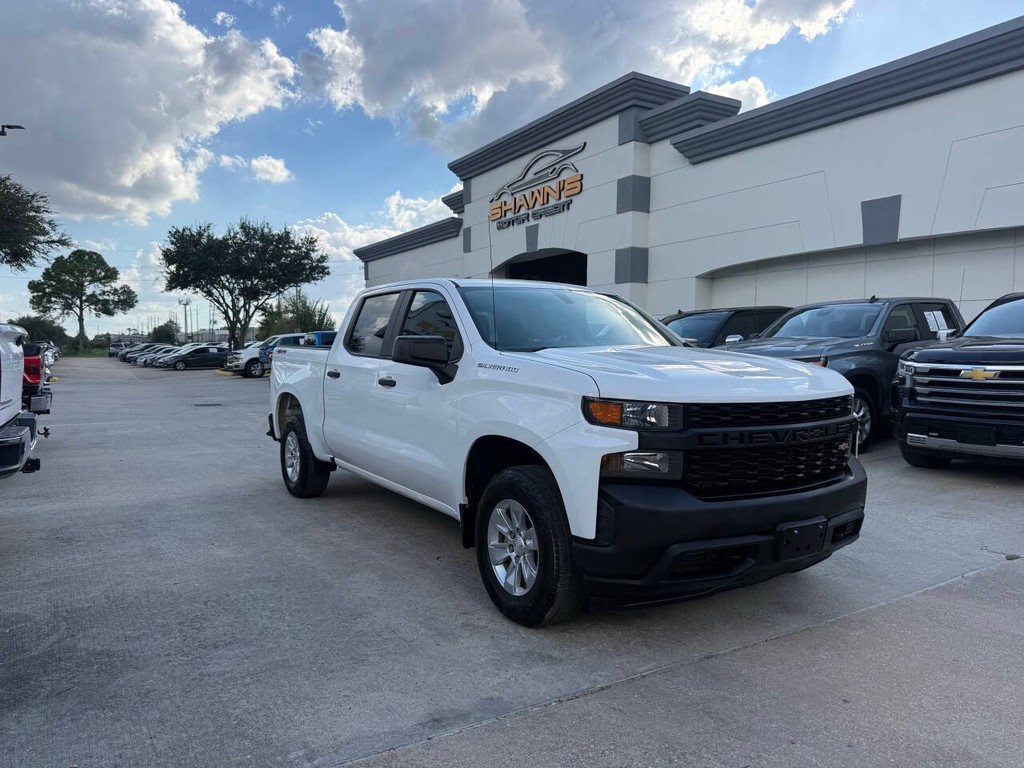 Chevrolet Silverado 1500 Vehicle Full-screen Gallery Image 02